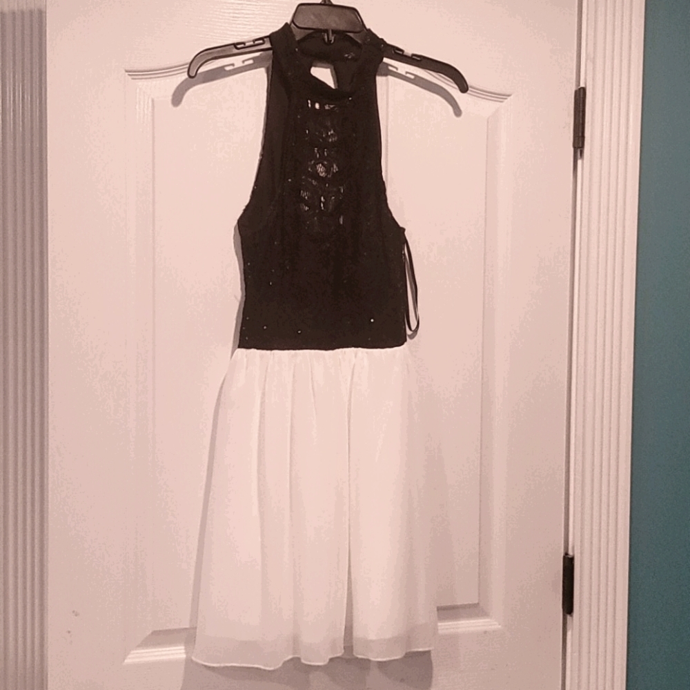 Banquet type dress